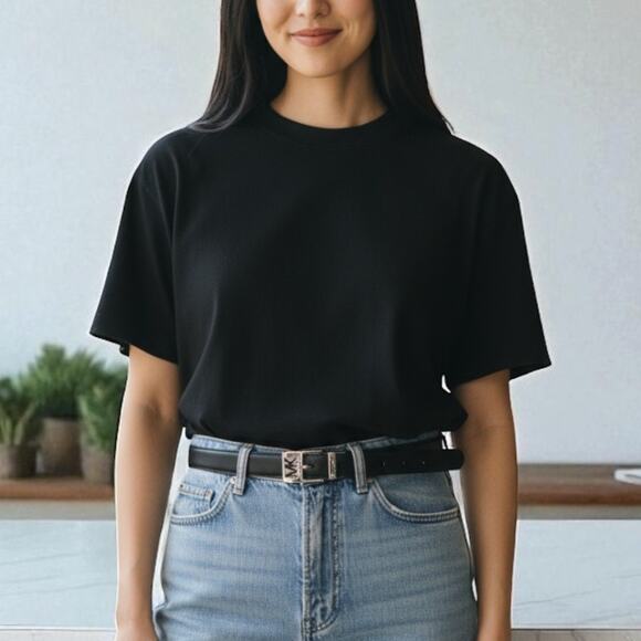 Michael by Michael Kors Twist Reversible Leather Belt – Black & Silver (XL) - Picture 4 of 12